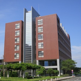 産業医科大学